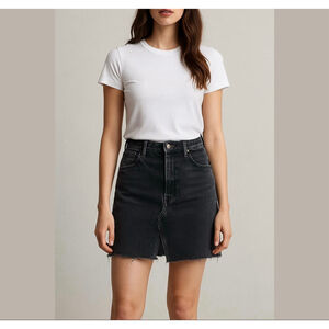 WE THE FREE - black distressed denim jeans skirt Sz 31